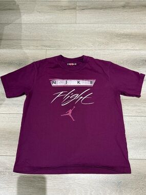 Women’s Nike Flight Graphic Tee in Deep Plum - boxy oversized fit. Size small.